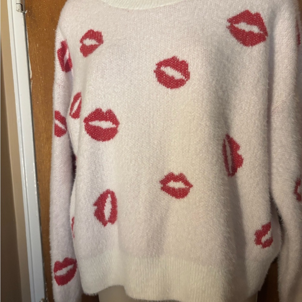 Sweater - Picture 2 of 2
